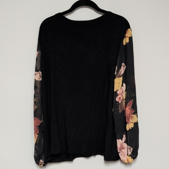 T Tahari Black Blouse with Floral Sleeves - Picture 5 of 6